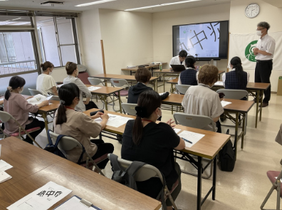 ケアマネージャー全員で勉強会