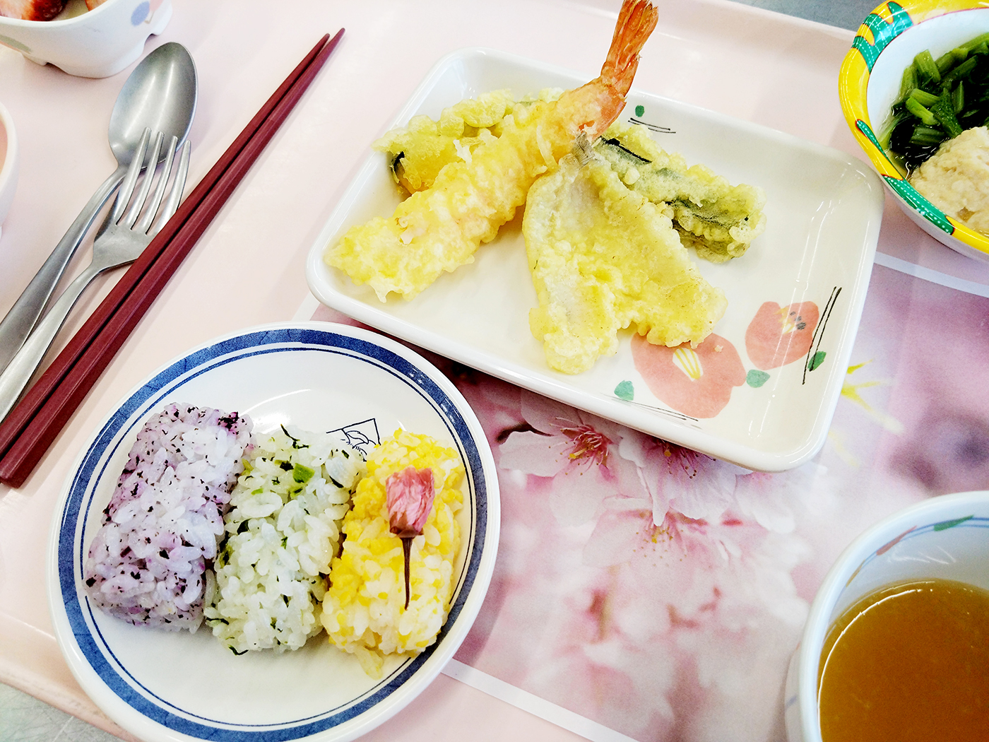 春の天ぷら御膳（特別養護老人ホームさわやか苑）